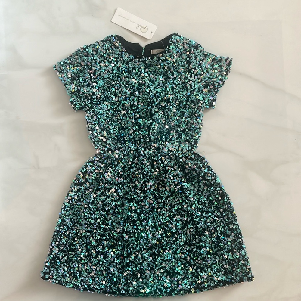 Beautiful girl Dress. Pristine. size 4-5